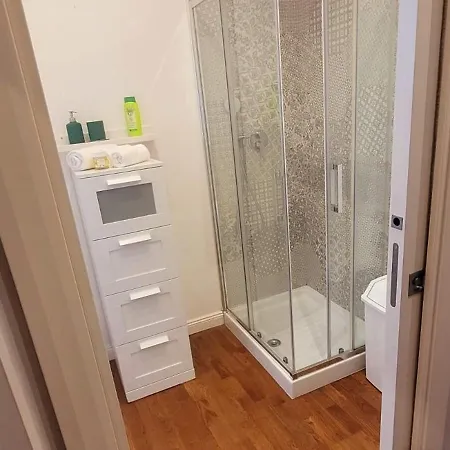 Benedict Pantheon Apartment *