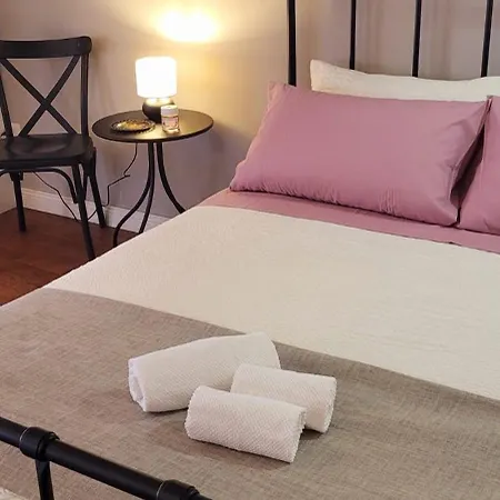 Apartment Benedict Pantheon Rome